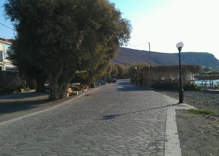 Sea Front Two Bedroom House In Lesvos