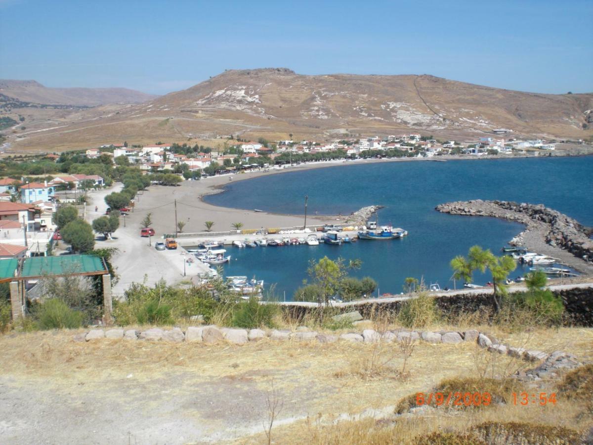 Sea Front Two Bedroom House In Lesvos Ferienhaus