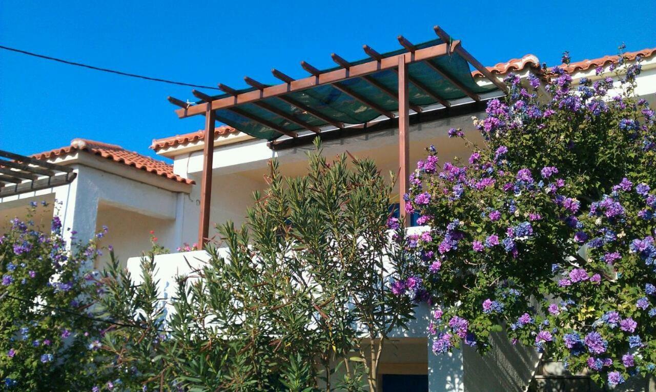 Sea Front Two Bedroom House In Lesvos Ferienhaus